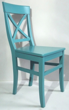 Krzesła z drewna — to poprawny wybór