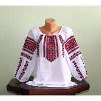 Ukraińska haftowana koszula