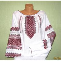 Tradycyjna słowiański koszula ręcznie haftowana