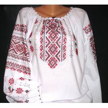 Tradycyjna koszula ręcznie haftowana