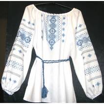 Damska koszula z tradycyjnym haftem