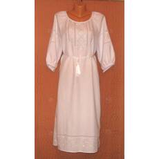 Suknia haft biały na białej tkaninie