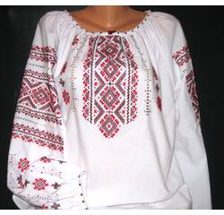 Tradycyjna koszula ręcznie haftowana