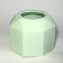 Kula. Silikonowy kształt kubka wykonany z gipsu, cementu, parafiny.