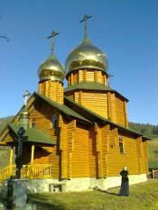 Ładna cerkiew z drewna